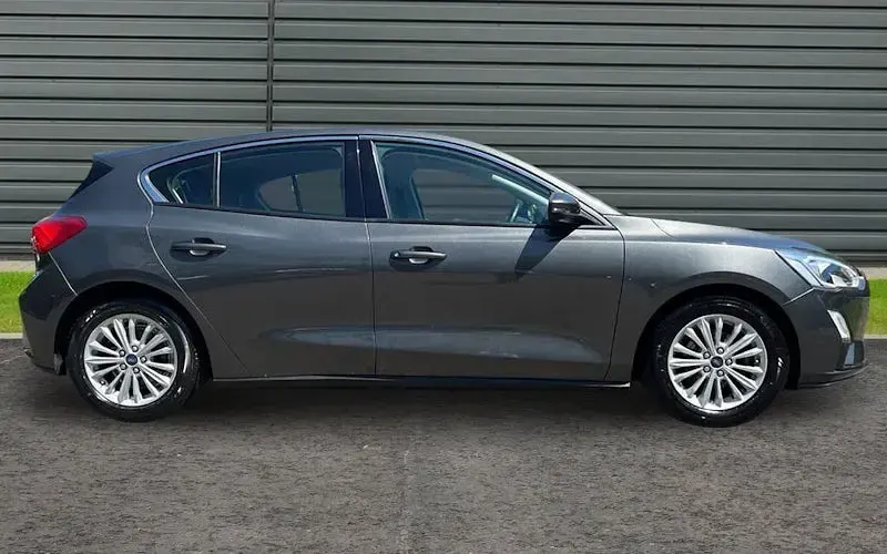 Used Ford Focus Titanium 125 HP (91 kW) 2020 Hatchback