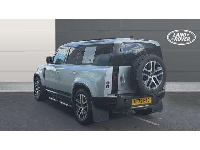 Used Land Rover Defender SE Dynamic 249 HP (183 kW) 2022 Silver SUV