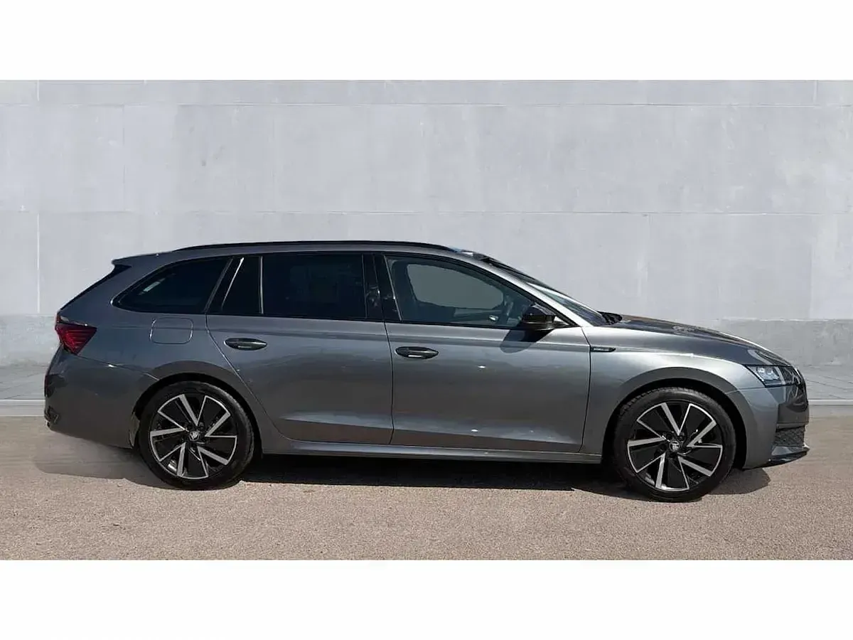 Used Skoda Octavia SportLine 150 HP (110 kW) 2026 Grey Estate