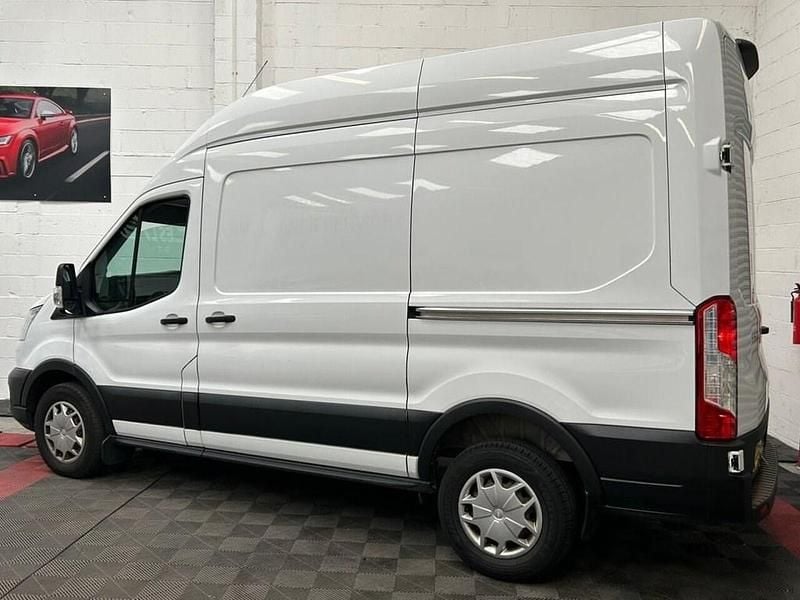 Used Ford Transit Trend 2020 White Van
