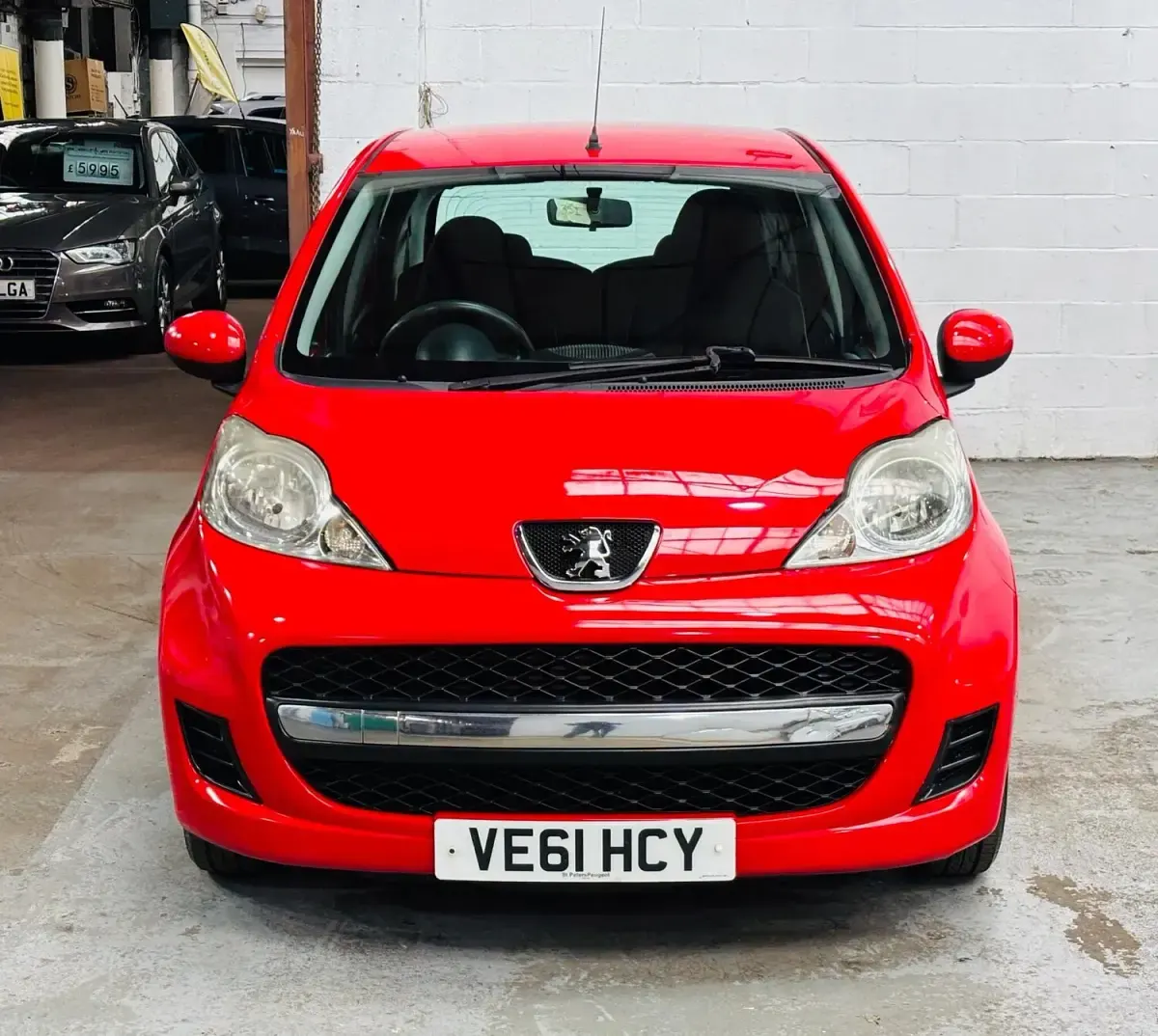 Used Peugeot 107 68 HP (50 kW) 2012 Red Hatchback