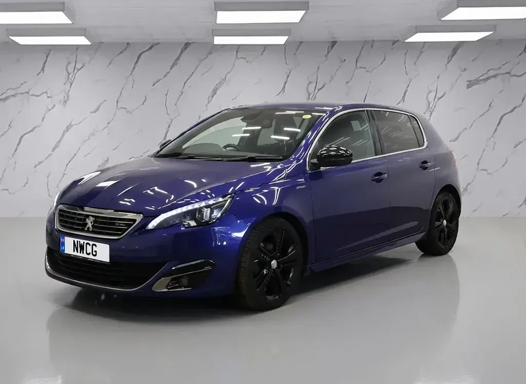 Gebraucht Peugeot 308 GT-line 120 PS (88 kW) 2016 Blau Kleinwagen
