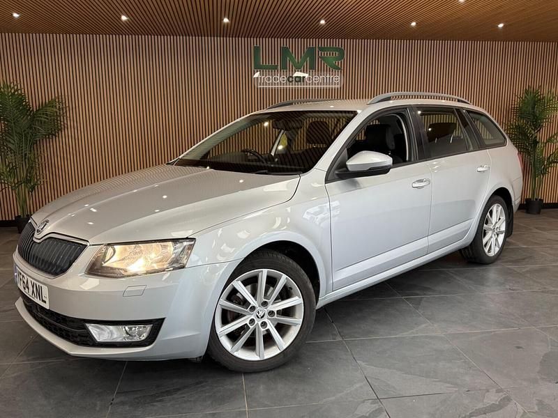 Silver Used 2014 Skoda Octavia Elegance Estate | £6,250 (Fair price) - Image 1/3