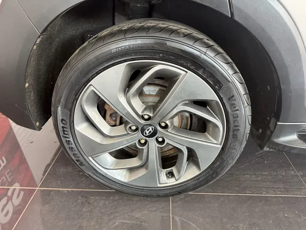 Used Hyundai Tucson Premium 185 HP (136 kW) 2016 White SUV