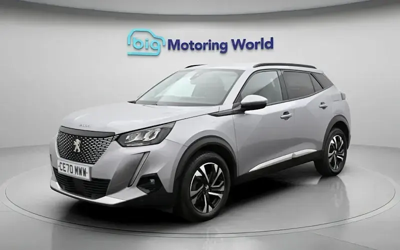 Used Peugeot 2008 Allure Premium 131 HP (96 kW) 2022 SUV