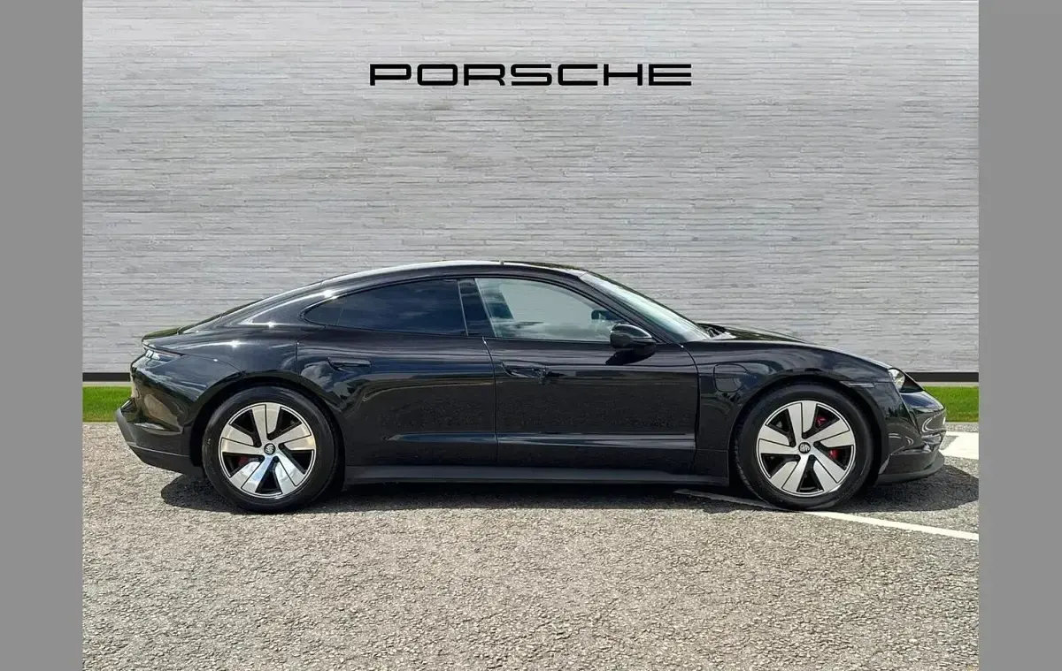 Used Porsche Taycan Performance Package 419 kW (571 HP) 2020 Black Sedan