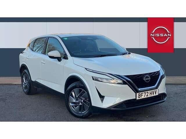 White Used 2022 Nissan Qashqai Acenta Premium SUV | £16,644 (Super price) - Image 1/4