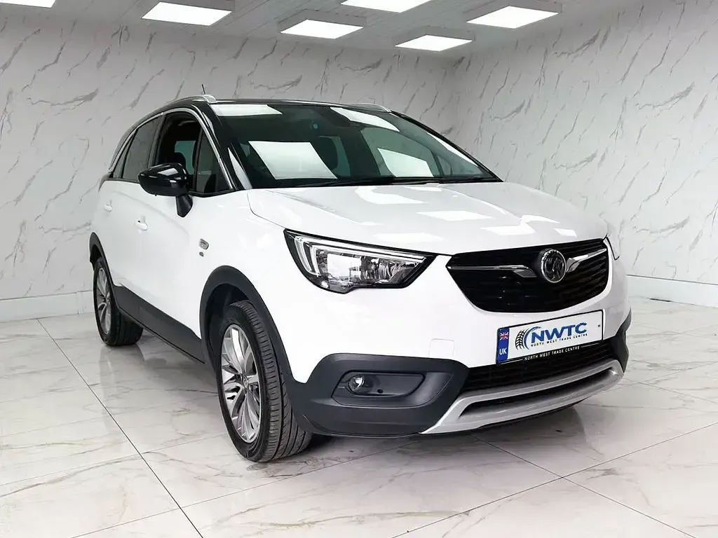 Used Vauxhall Crossland X Elite 110 HP (80 kW) 2017 White SUV
