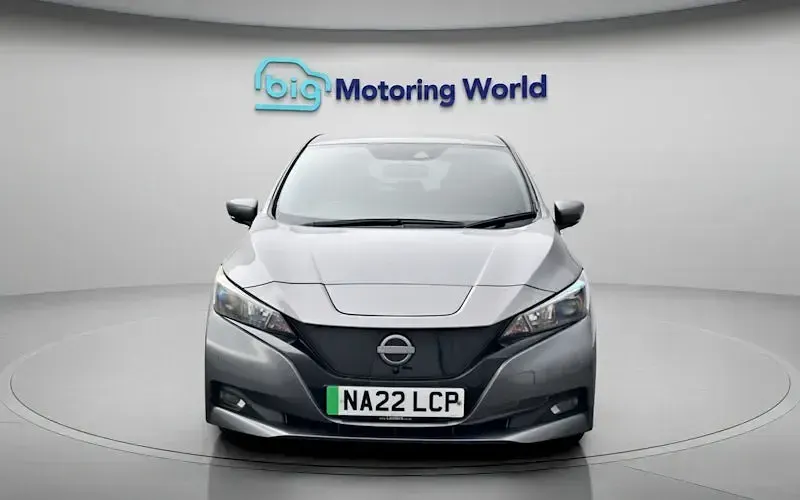 Used Nissan Leaf N-Connecta 110 kW (150 HP) 2025 Hatchback