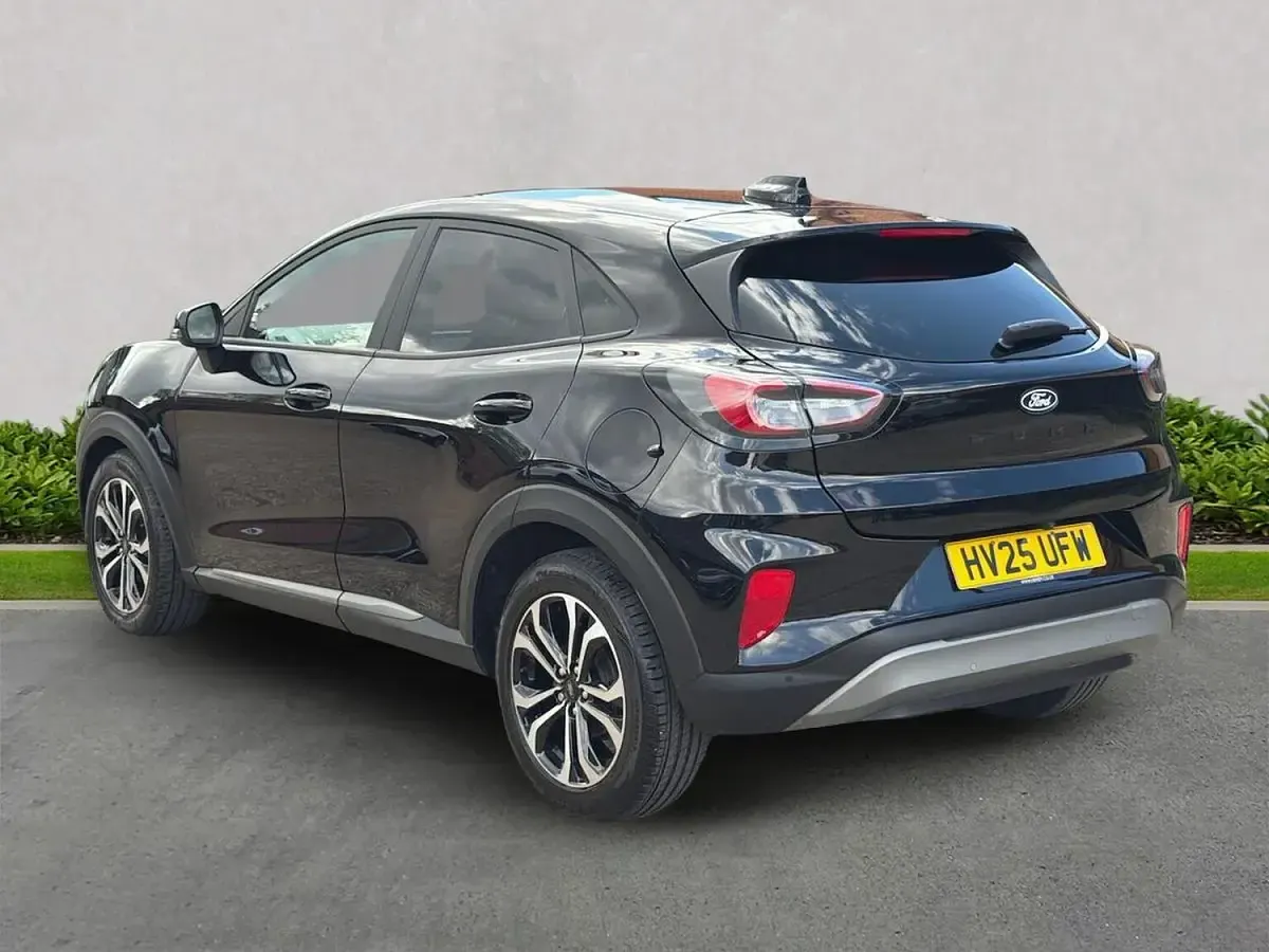 Used Ford Puma Titanium 125 HP (91 kW) 2025 Black SUV