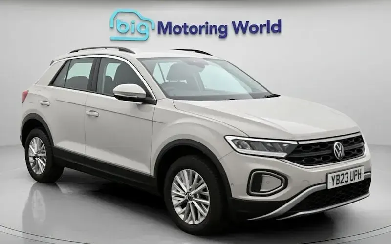 Used VW T-Roc Life 150 HP (110 kW) 2023 SUV