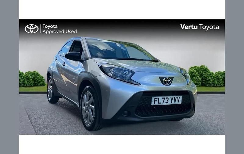 Silver Used 2023 Toyota Aygo X PURE SUV | £11,802 - Image 1/4