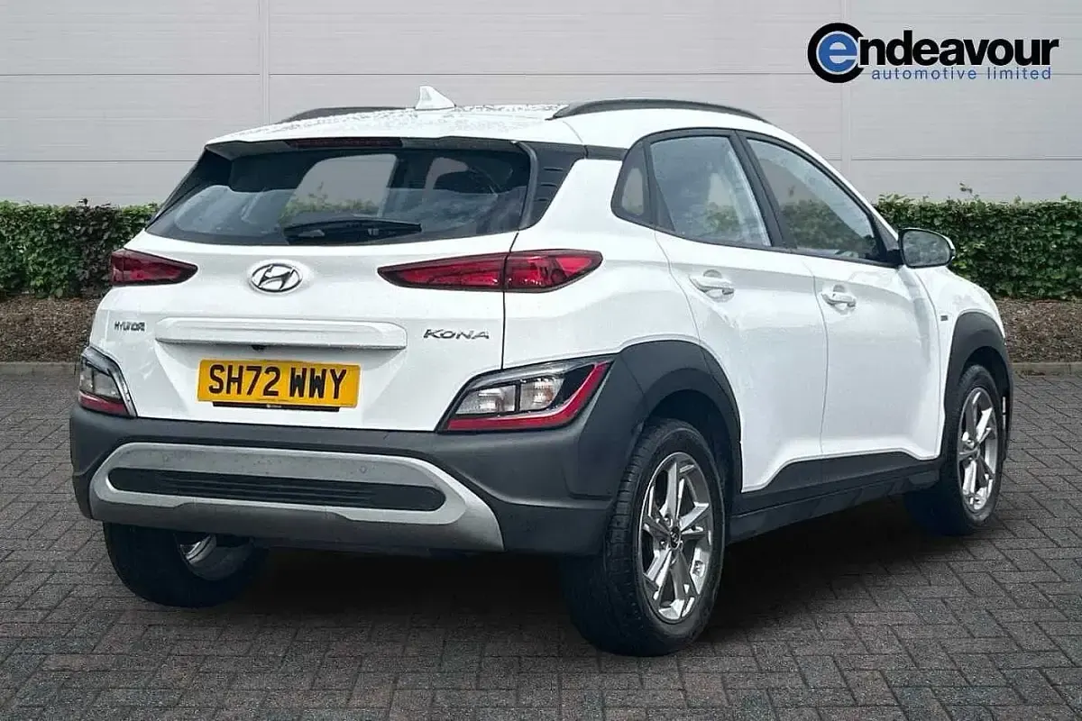 Used Hyundai Kona SE 120 HP (88 kW) 2023 White SUV