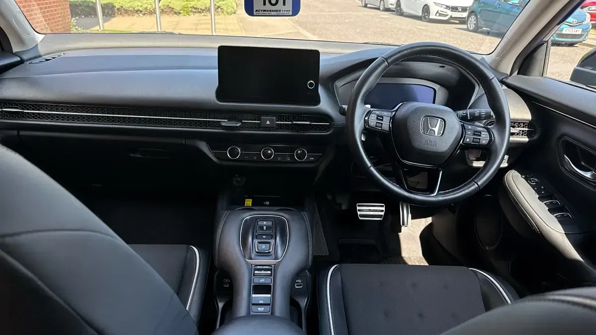 Used Honda ZR-V Hybrid 184 HP (135 kW) 2024 Premium  still night SUV