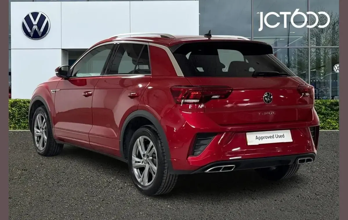Usado VW T-Roc R-line 150 HP (110 kW) 2023 Vermelho SUV