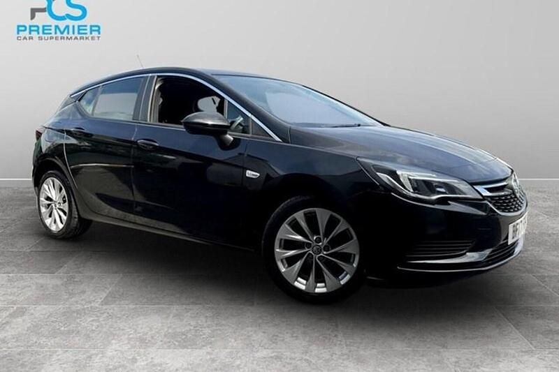 Used 2017 Vauxhall Astra Design Edition Hatchback | £4,995 (Good price) - Image 1/1