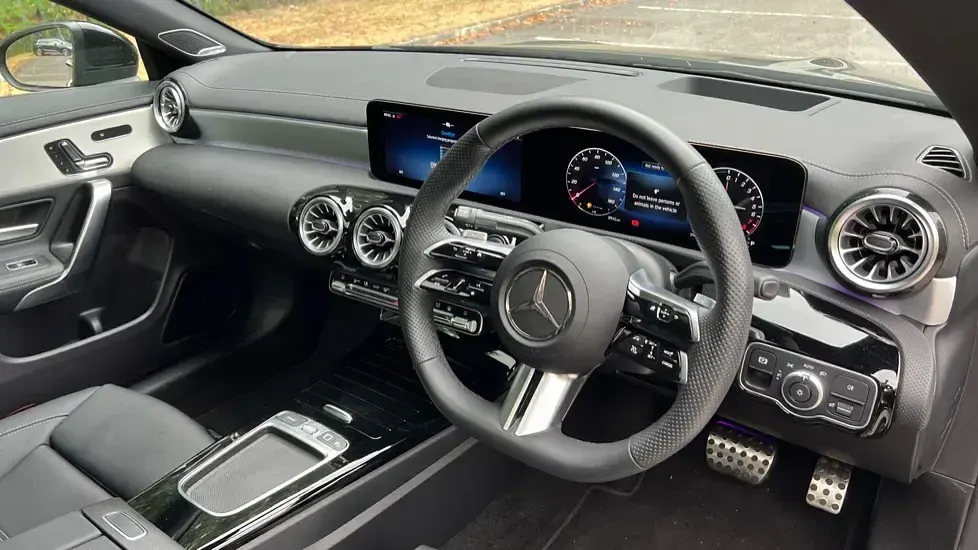 Used Mercedes E250 AMG Line Premium Plus 218 HP (160 kW) 2025 Black