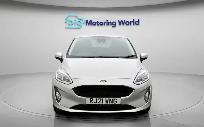 Used Ford Fiesta Trend 125 HP (91 kW) 2021 Silver Hatchback