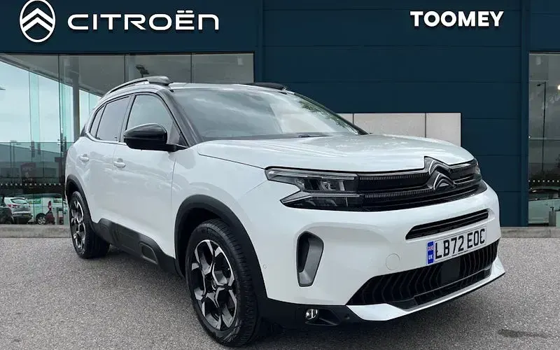 Używany Citroën C5 Shine 131 KM (96 kW) 2023 Hatchback