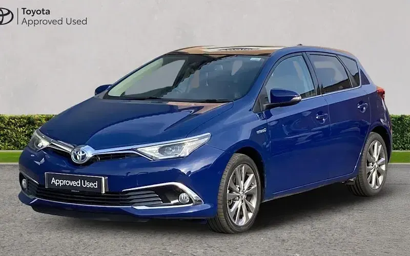 Used Toyota Auris Hybrid 136 HP (100 kW) 2017 Lunar shadow Hatchback