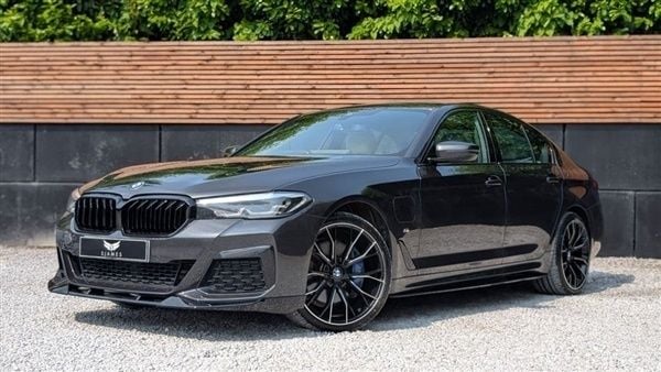 Grey Used 2020 BMW 530e M Sport Sedan | £22,990 (Fair price) - Image 1/4