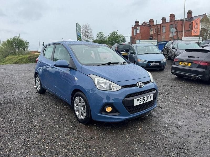 Blue Used 2015 Hyundai i10 SE Hatchback | £3,995 (Good price) - Image 1/2