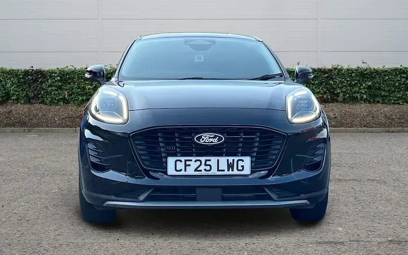 Used Ford Puma Titanium 125 HP (91 kW) 2025 Black SUV