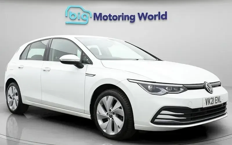 Used VW Golf VIII Style 131 HP (96 kW) 2024 Hatchback