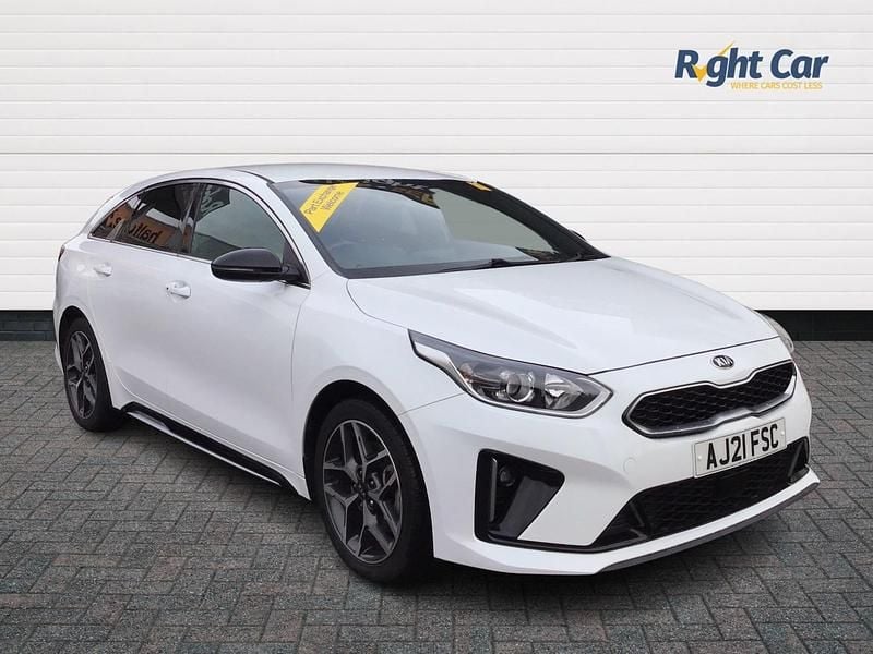 Used Kia ProCeed GT-Line 160 HP (117 kW) 2021 White Estate