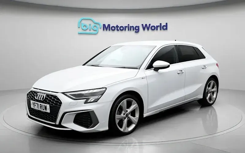 Used Audi A3 Sportback S-Line 150 HP (110 kW) 2024 Hatchback