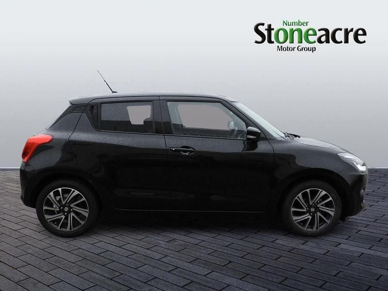 Used Suzuki Swift SZ5 83 HP (61 kW) 2024 Black Hatchback