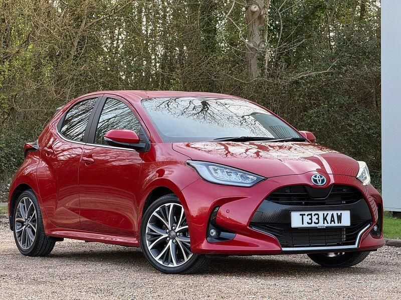 Used Toyota Yaris Hybrid 116 HP (85 kW) 2023 Scarlet flare Hatchback