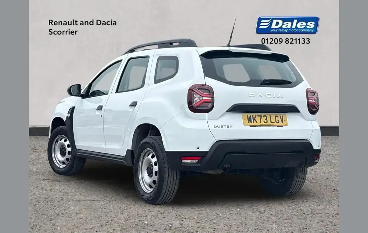 Used Dacia Duster Journey 88 HP (64 kW) 2023 White SUV