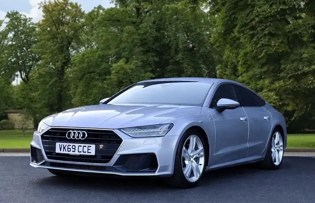 Usado Audi A7 Sportback S-Line 245 CV (180 kW) 2019 Plateado Utilitario