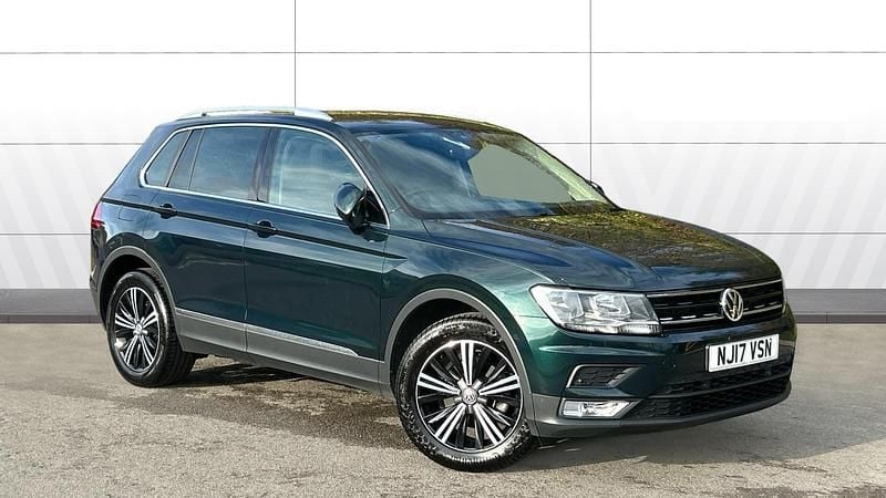 Green Used 2017 VW Tiguan SE SUV | £12,355 (Good price) - Image 1/3