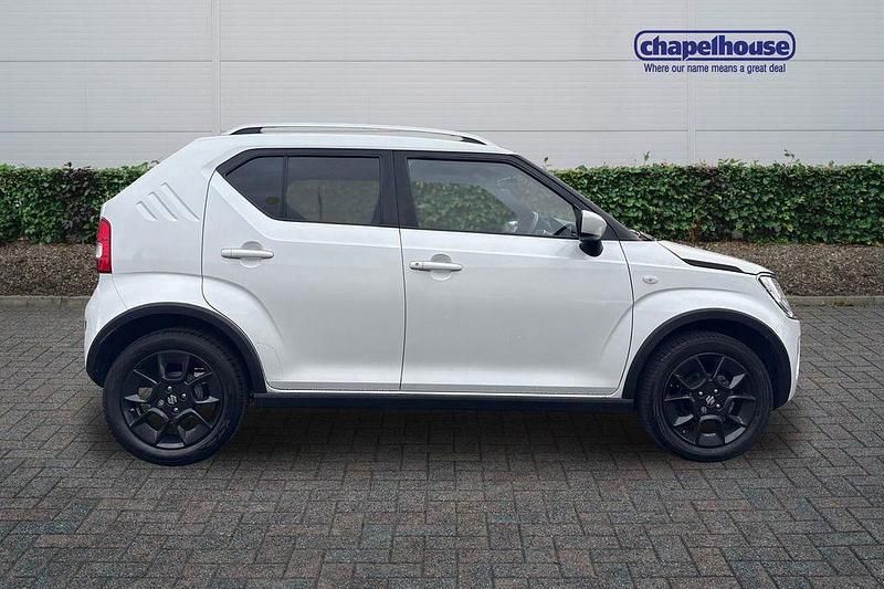 Used Suzuki Ignis SZ-T 83 HP (61 kW) 2021 White SUV
