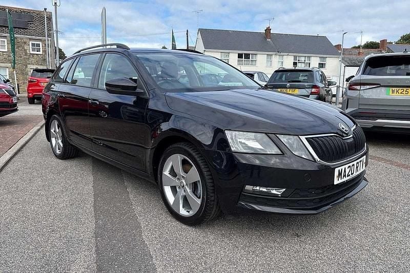 Black magic pearl effect Used 2020 Skoda Octavia SE Estate | £14,695 (Fair price) - Image 1/4