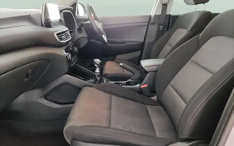 Gebraucht Hyundai Tucson SE 132 PS (97 kW) 2020 Silber SUV