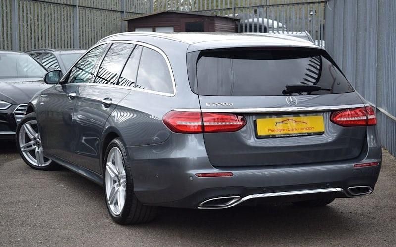 Used Mercedes E220 AMG line 194 HP (142 kW) 2019 Grey Estate