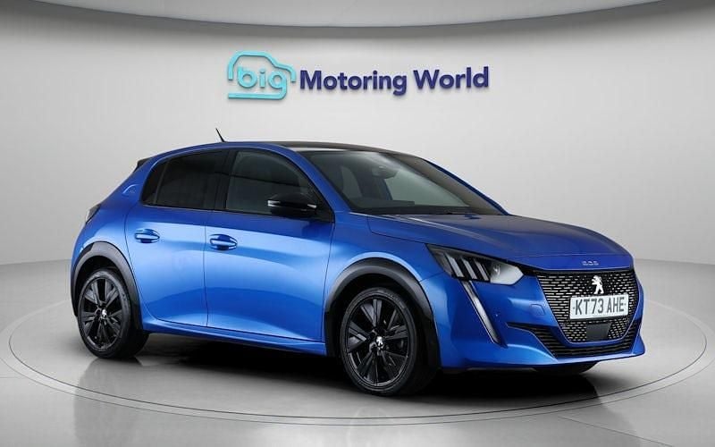 Used Peugeot 208 GT 102 HP (75 kW) 2023 Blue Hatchback