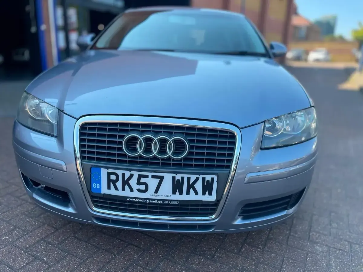 Used Audi A3 Design 102 HP (75 kW) 2007 Silver Hatchback
