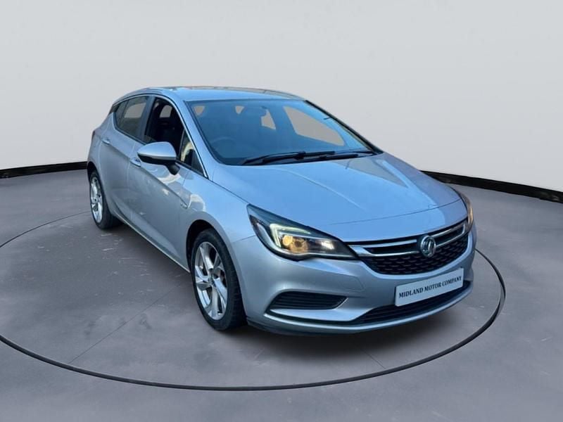 Used Vauxhall Astra Design Edition 110 HP (80 kW) 2016 Silver Hatchback