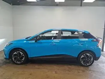 Used MG MG4 EV SE 125 kW (170 HP) 2023 Blue Hatchback