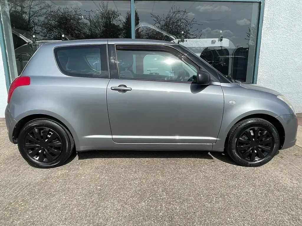 Used Suzuki Swift GL 92 HP (67 kW) 2008 Grey Hatchback
