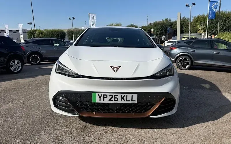 Used Cupra Born e-Boost 169 kW (231 HP) 2026 White Hatchback