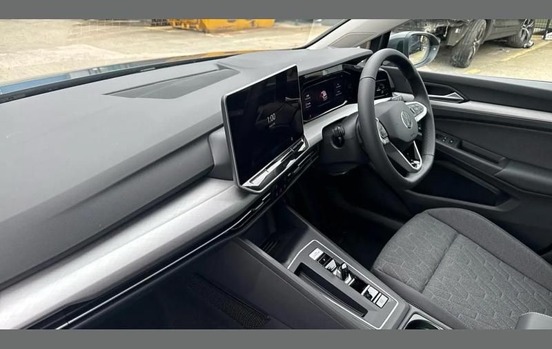 New VW Golf VIII Match 200 HP (147 kW) 2026 Grey Hatchback