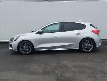 Used Ford Focus ST-Line 125 HP (91 kW) 2021 Silver Hatchback