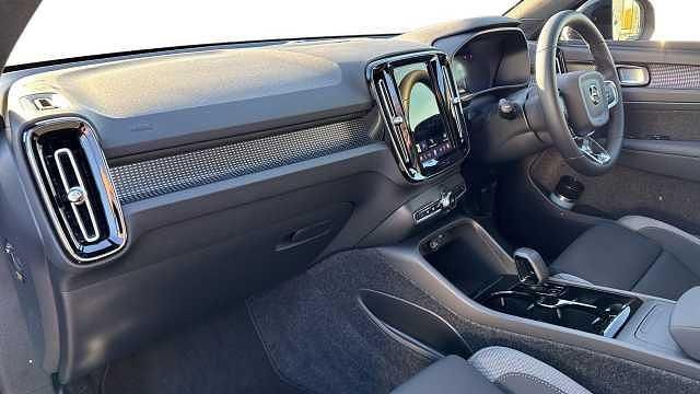 Used Volvo EC40 Ultra 182 kW (248 HP) 2026 SUV