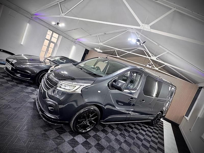 Used Renault Trafic 2021 Grey MPV