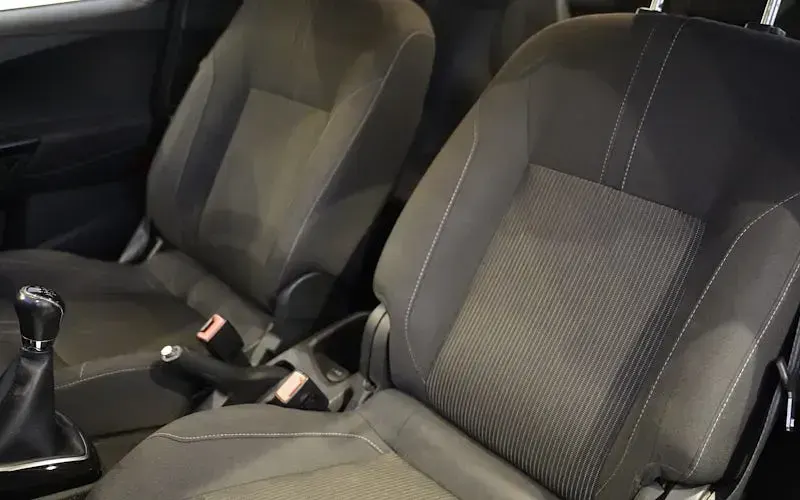 Used Ford B-MAX Zetec 75 HP (55 kW) 2015 MPV
